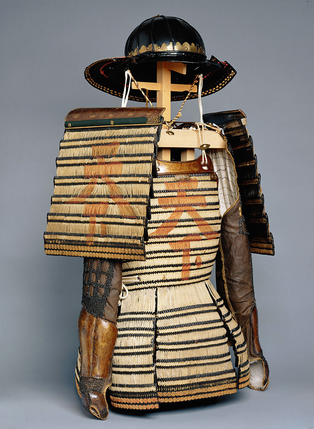 Деревянная броня самурая