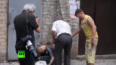 GRAPHIC: Death and despair in Slavyansk after Ukraine army shelling