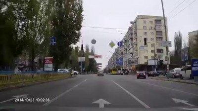 Видео аварии на бул Леси Украинки