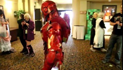 A quick look at awesome Iron Man Mark 7 Costume