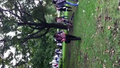 Странно - Танцующие люди