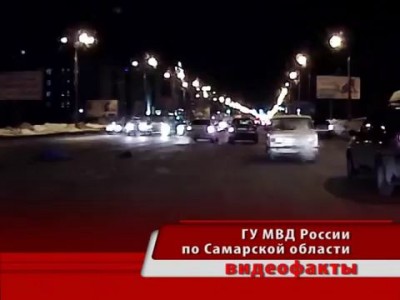 "Приора" сбила женщину с ребенком на руках на Московском шоссе, 10.02.2014