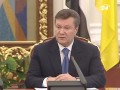 Янукович забыл про елку