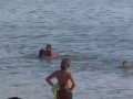 Casal maluco dando umazinha na praia Rio das Ostras HD