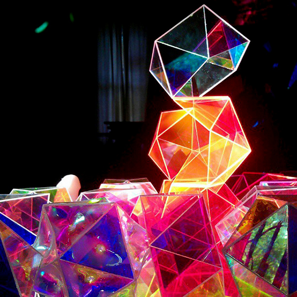 Sparkle_Geometric_Table_05