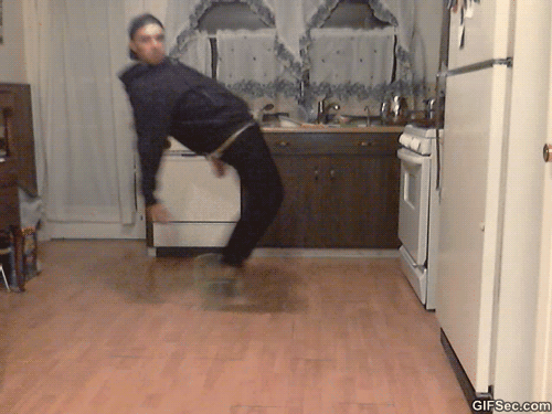 How-I-dance-at-the-club