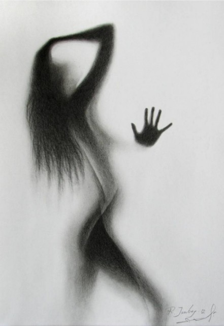 105927871_Figura_za_steklom