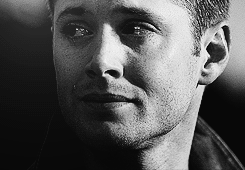 tumblr_m8gt9zFaZH1qdj3cfo3_r2_250