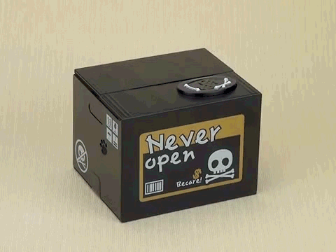 Яйценюк в коробке