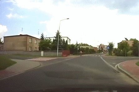 -гифки-женщины-за-рулем-3131334