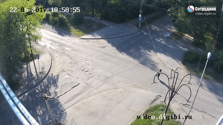 Вовремя тормознул