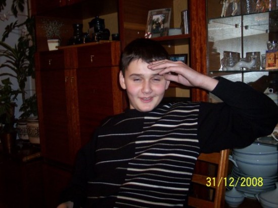 Зделайте фотожабу))
