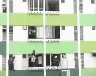 gif_32a7a92e7c231558a9b94659bb9d9961