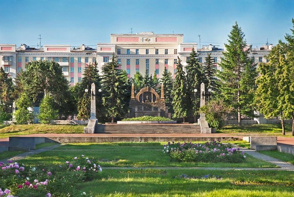 0_17efa4_332002e1_orig