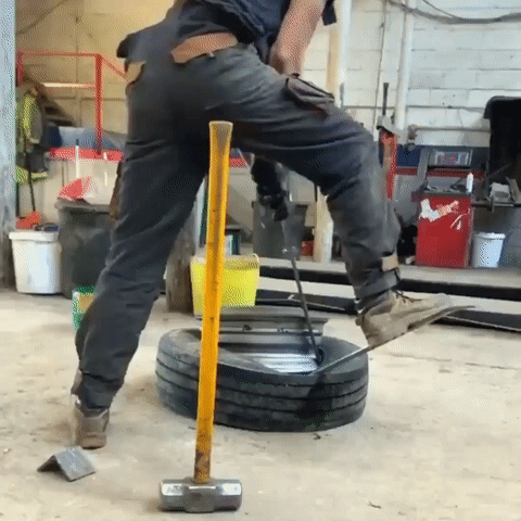 -шиномонтаж-техника-безопасности-5503529
