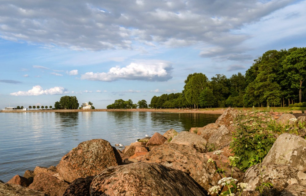 Петергоф финский залив фото