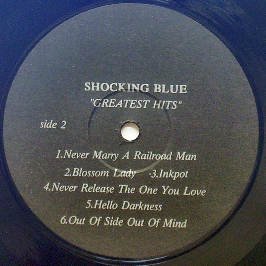 Shocking blue flac. Shocking Blue Greatest Hits LP. Shocking Blue Golden Hits. Shocking Blue Greatest Hits 2007. Golden Hits Shocking Blue виниловые.