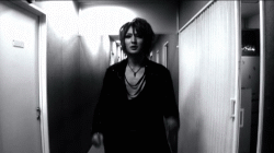 Yo-matenrou-opera-28954151-250-140