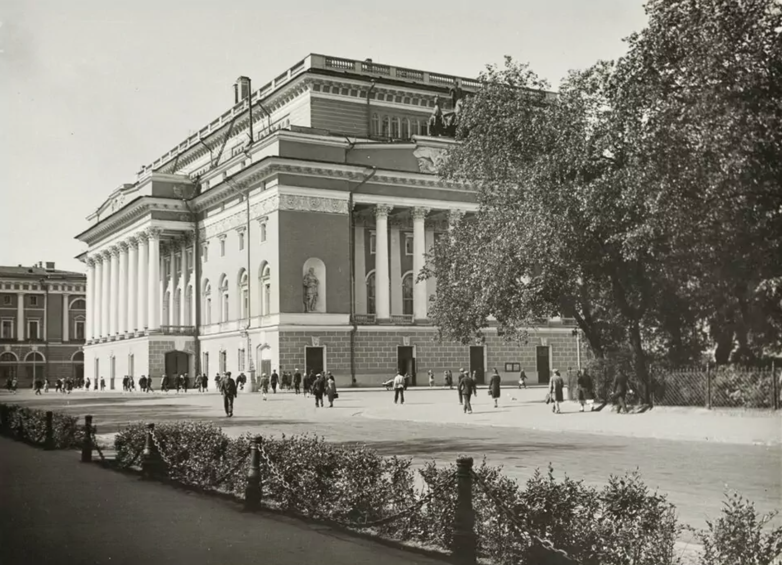 f4e36761-30a2-4aa3-98e0-7febd5f2d394