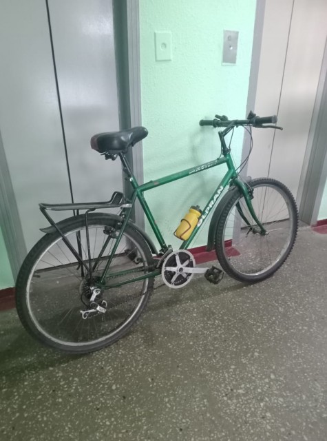 8fbb987d-4e02-4aff-9076-0feeef67ec17