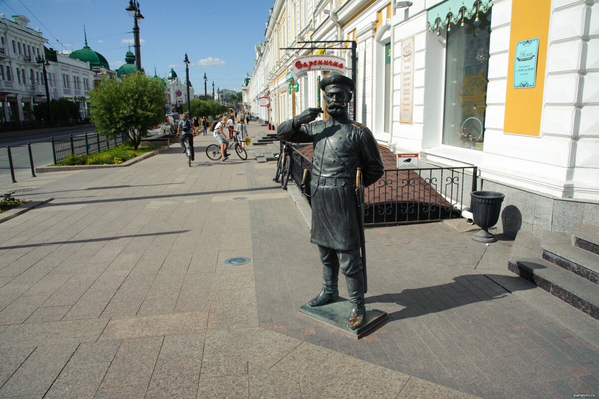 scale_1200