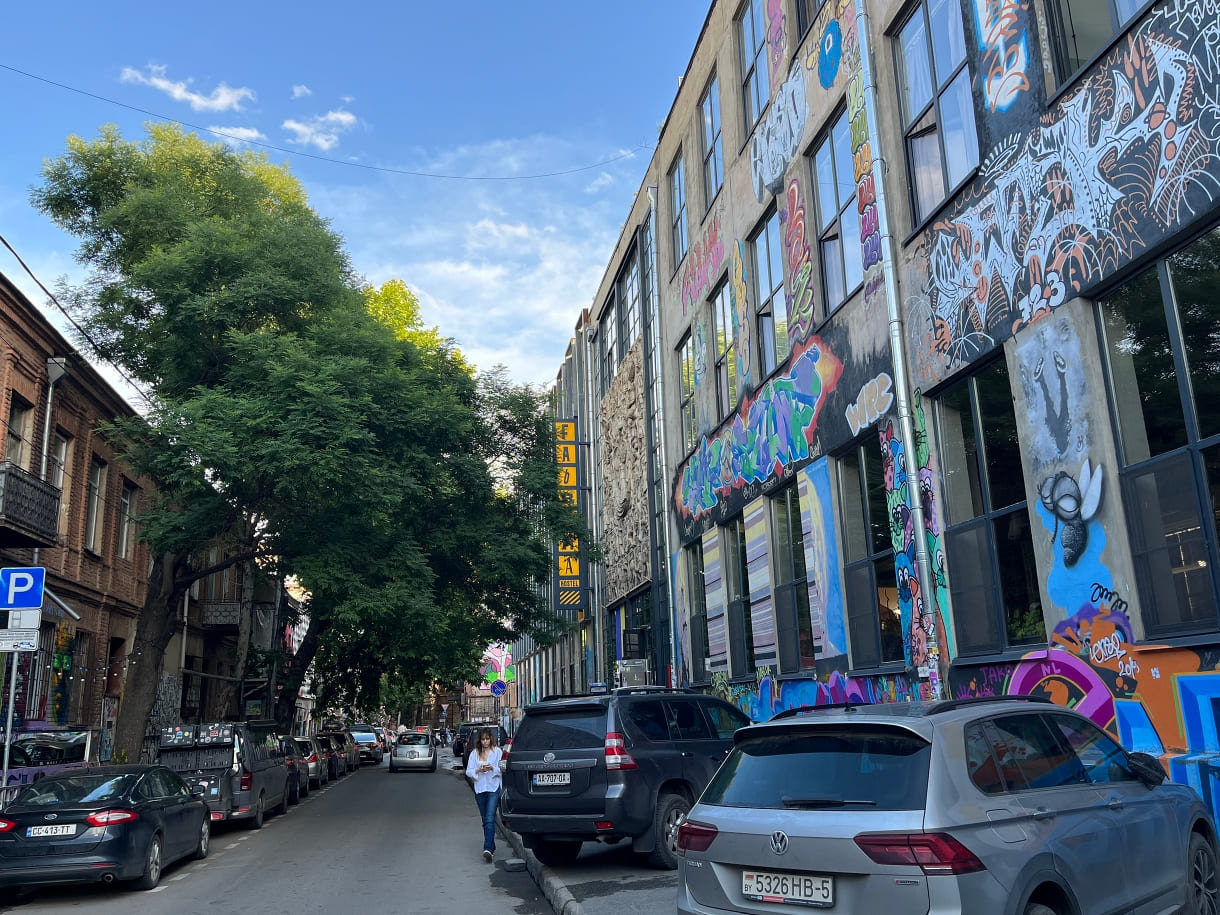 9ca41b63-d0cb-43a9-8482-852906963dbc