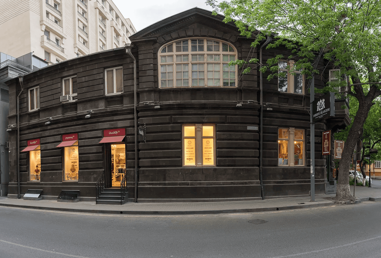 d9bc6cc8-5d94-42dc-b0df-87fe1e90667f