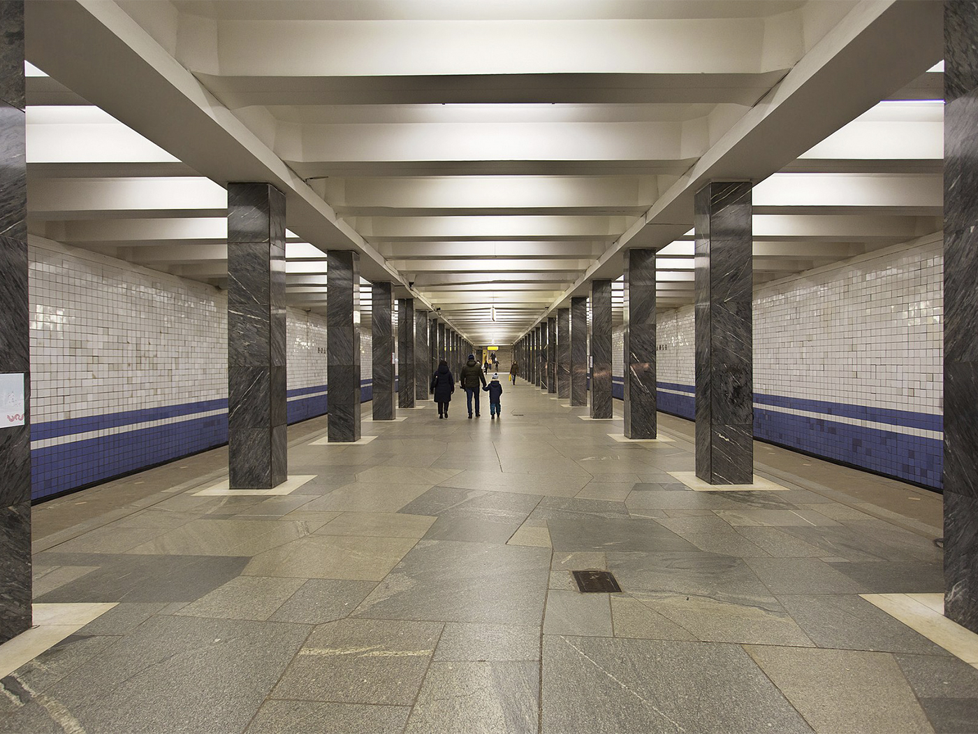 9dc969d9-fbdc-49ae-abec-de60c0fca189