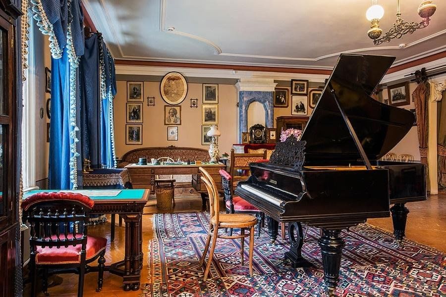 ba114004-d1fb-54b1-b4b1-0fc9c66f09c5