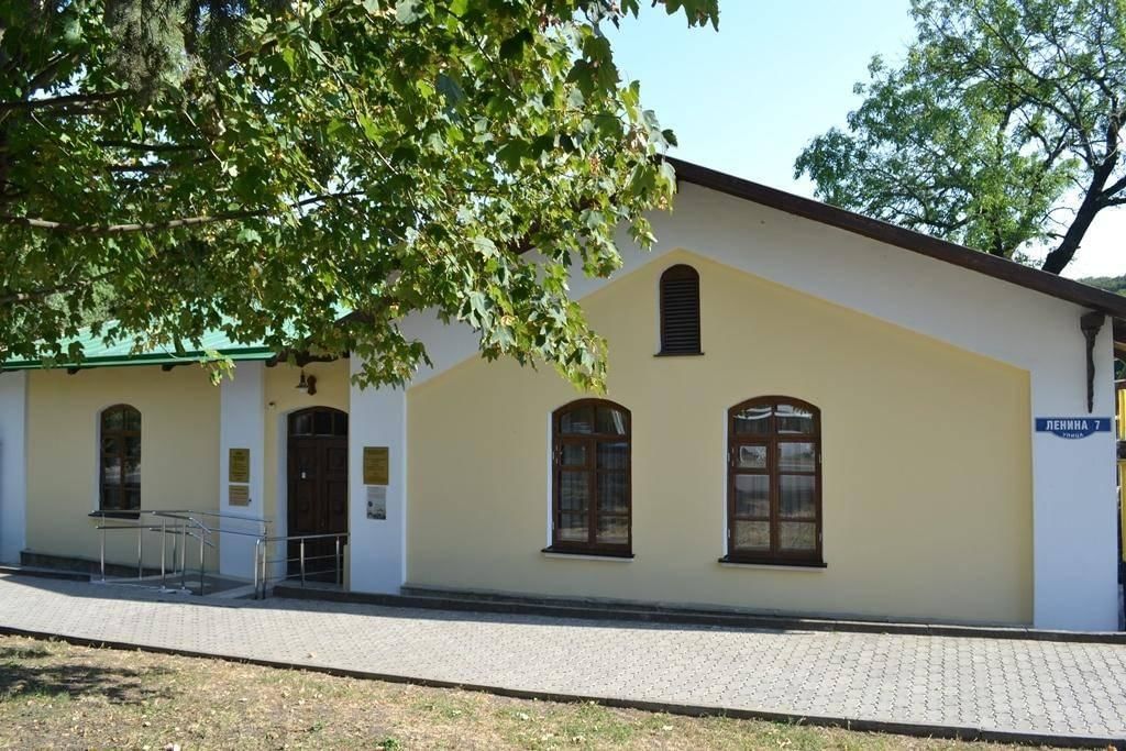 d3910b5f-8e51-5fbf-bd0b-27e1daa84af9