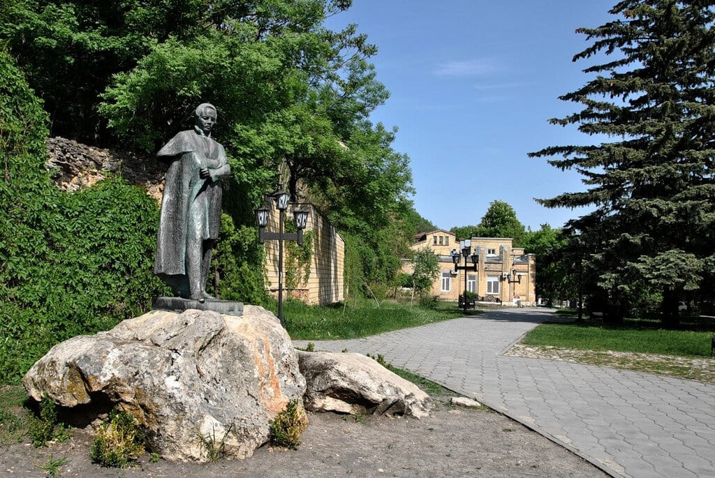 6459c8f3-7788-4b64-917d-84695812507b