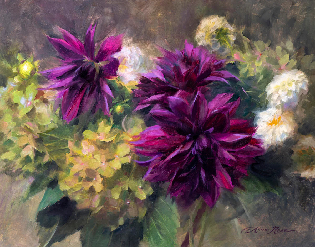 hydrangeas_and_purple_dahlias