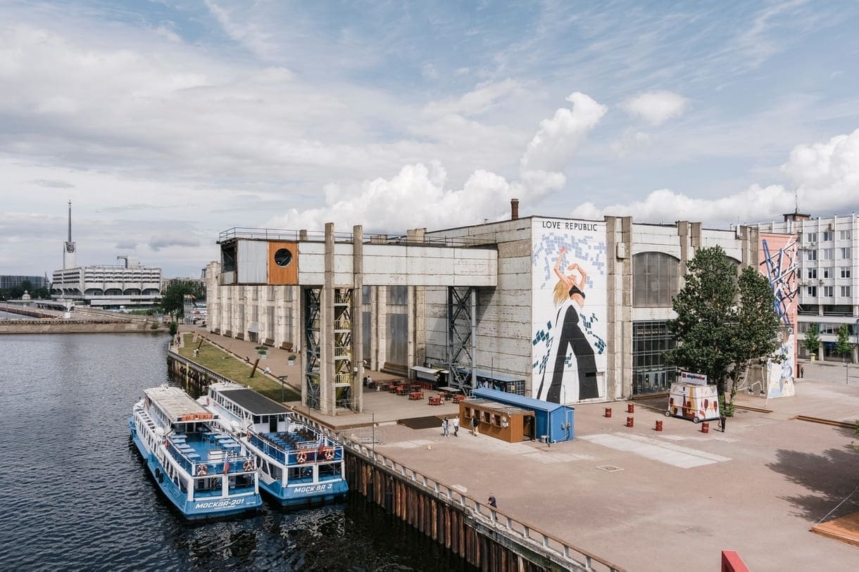 0e388487-6b14-45b9-8599-fe18b71e7d3d