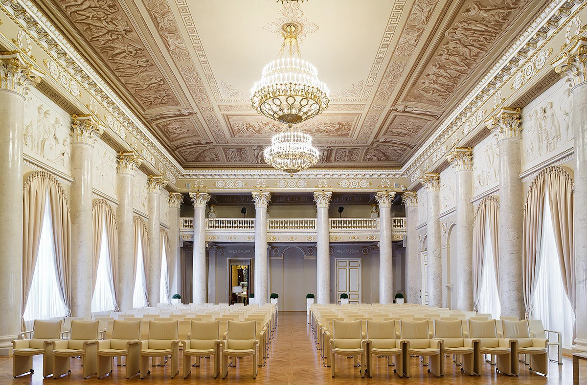 ca933c29830355.56058b5aec7bc