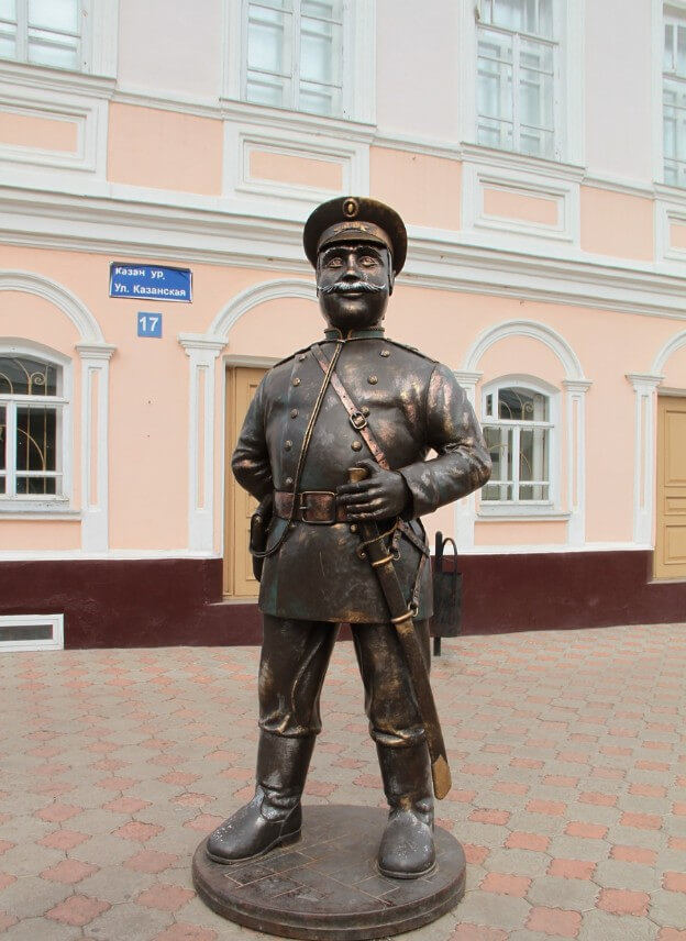 pamyatnik-gorodovomu