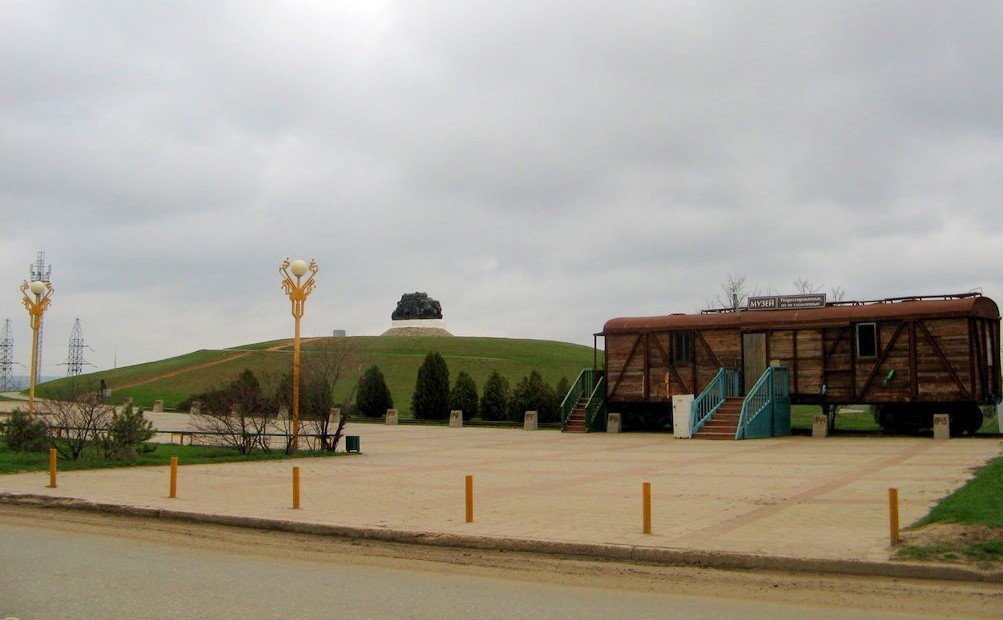 04memorialnyy_kompleks_iskhod_i_vozvraszhenie