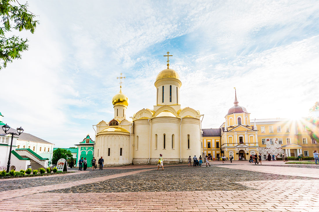 trinity-cathedral-sergiev-posad