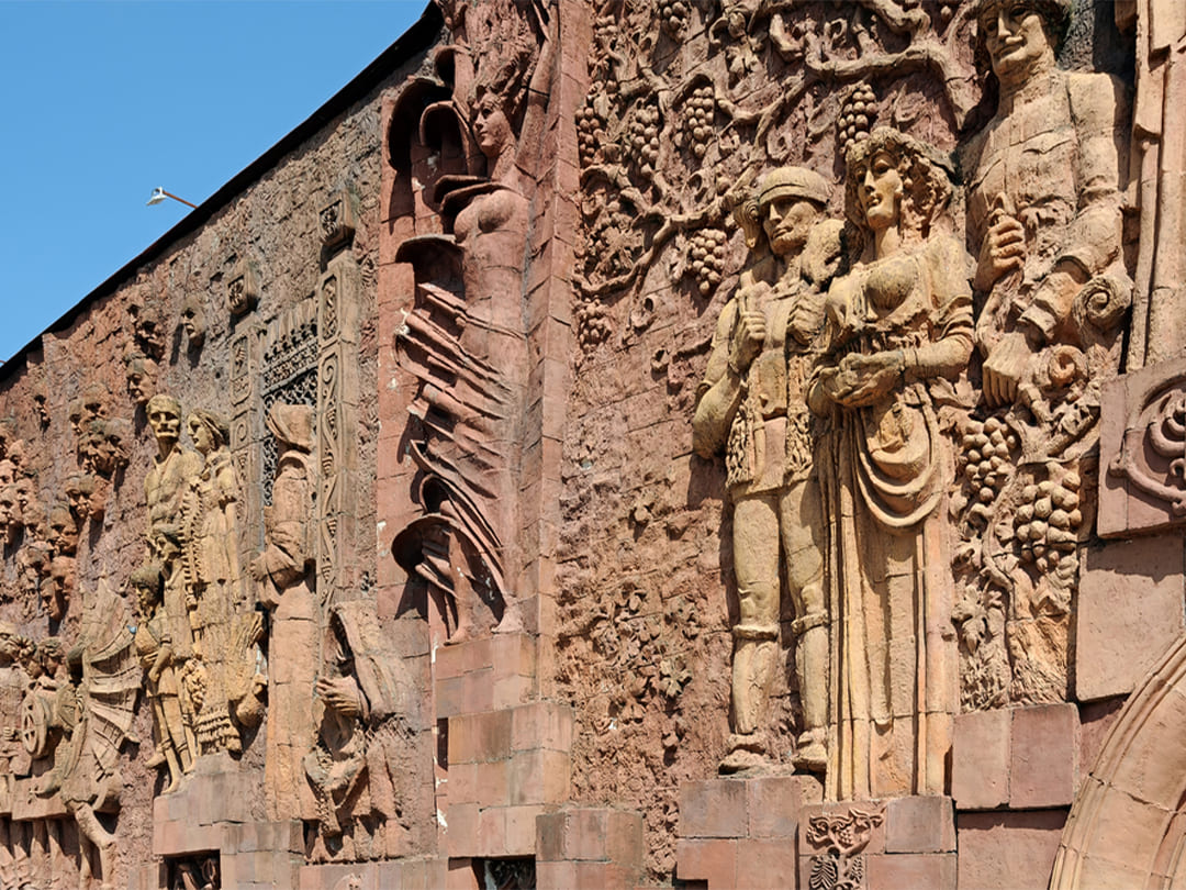 b0fbd146-58e5-4cc0-805f-4a0737244a65