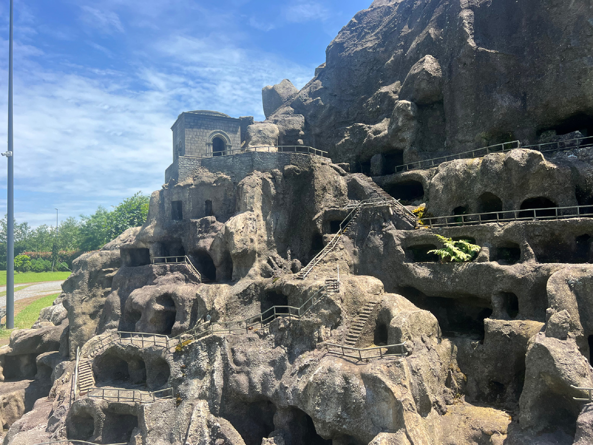 scale_1200 (3)