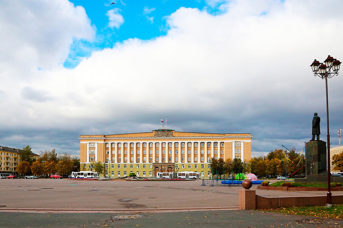 sofia-square-veliky-novgorod