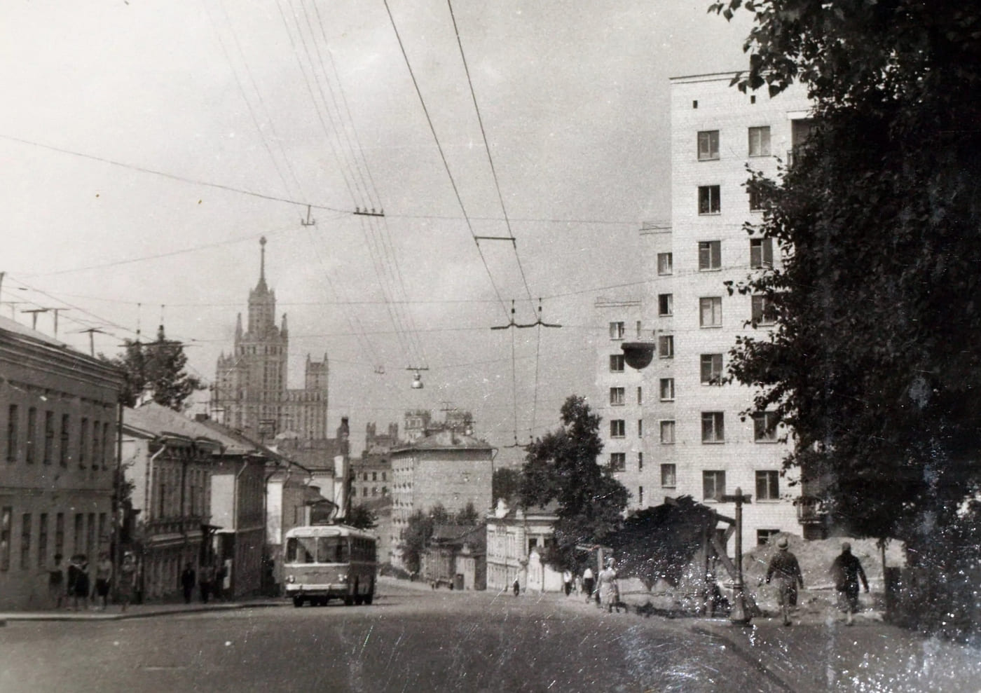 f1e2d58a-f57c-4c23-95e0-565d1fdd6aef