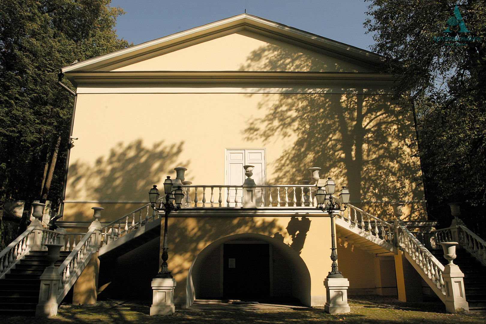 �������  (4)