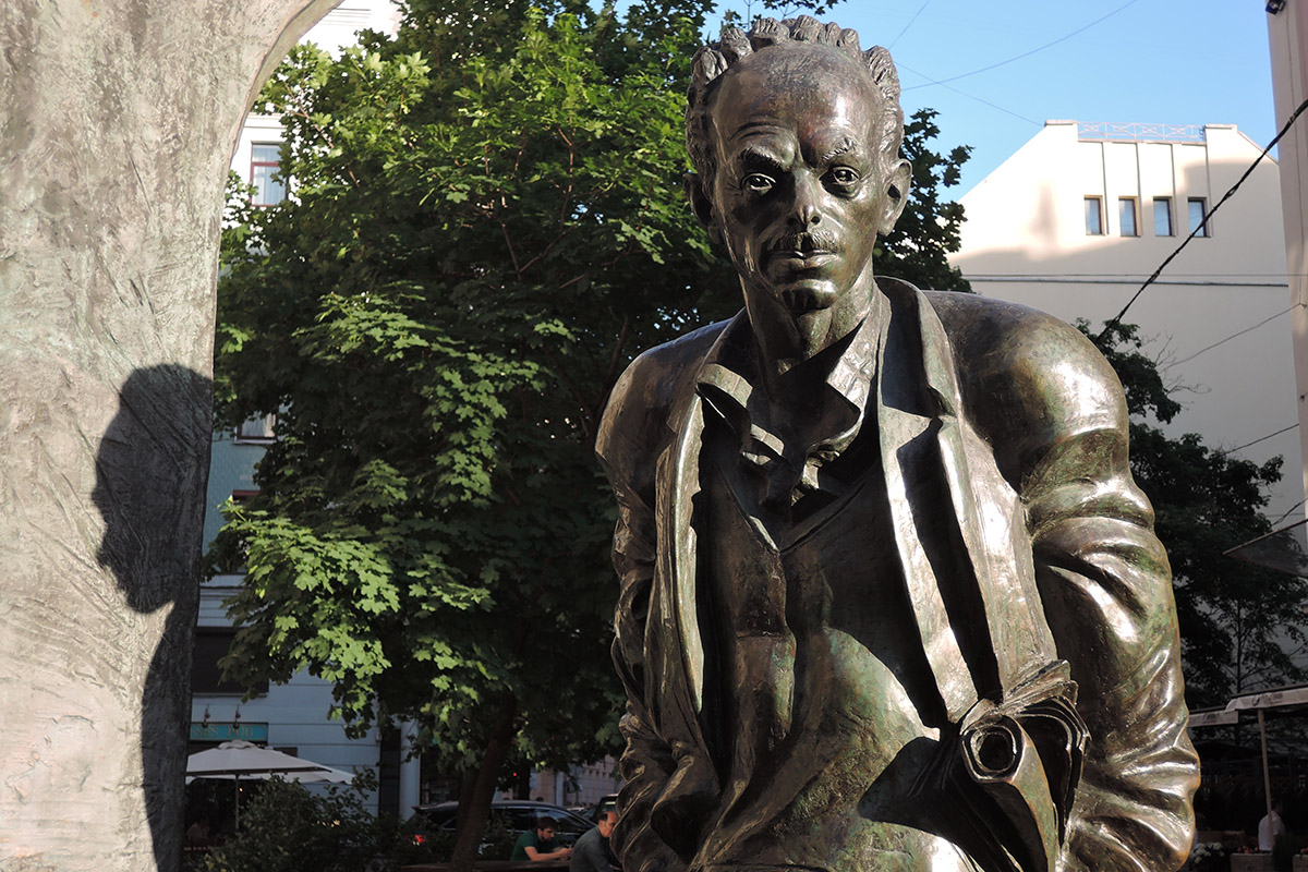 5c37bb84-dc42-46f8-a20f-9f28b881018d