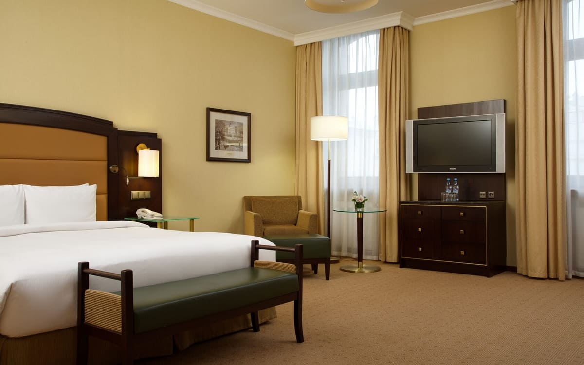 317794d3-8e4b-4aa8-b753-7c6956a49a02