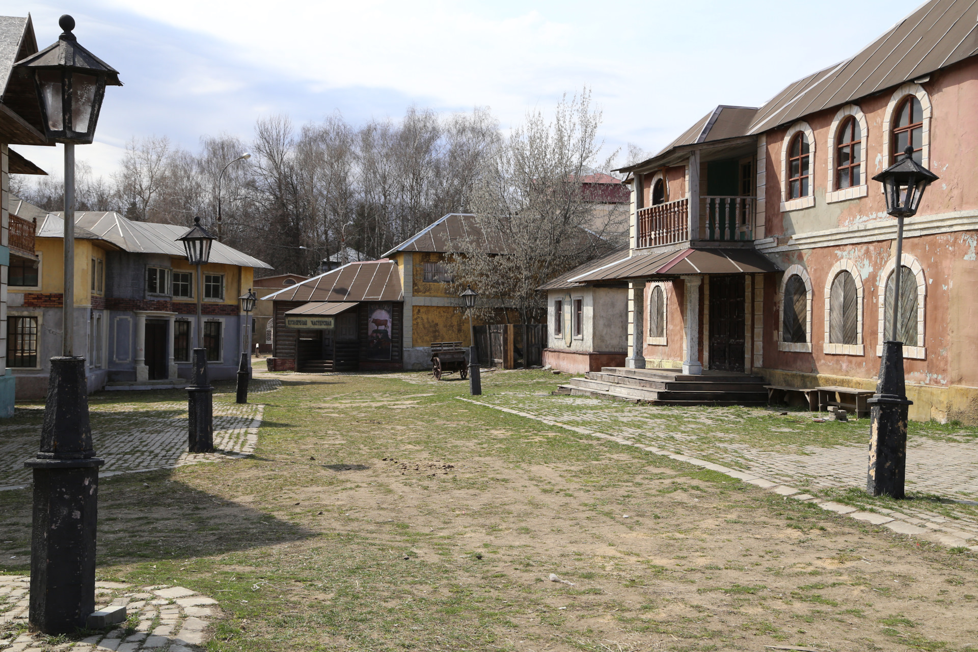 COrXYE7YVZR__n7G2On6Nyanhs8-1920