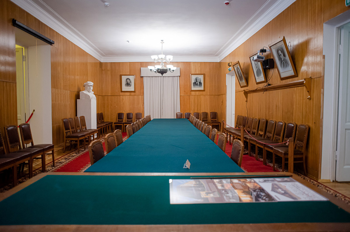 d2c78789-bae0-47e6-aa23-7cc8a6448939