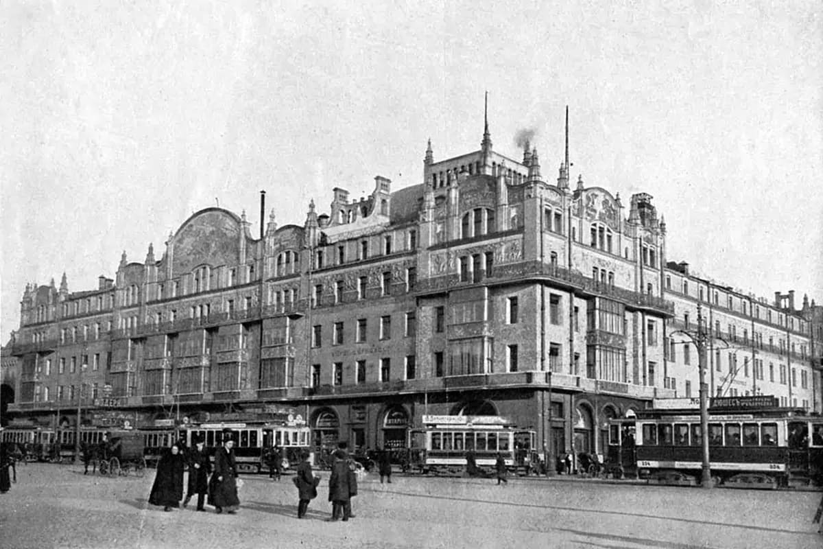 c4dc28fc-bc07-4c5c-b489-9cce8e3a8740