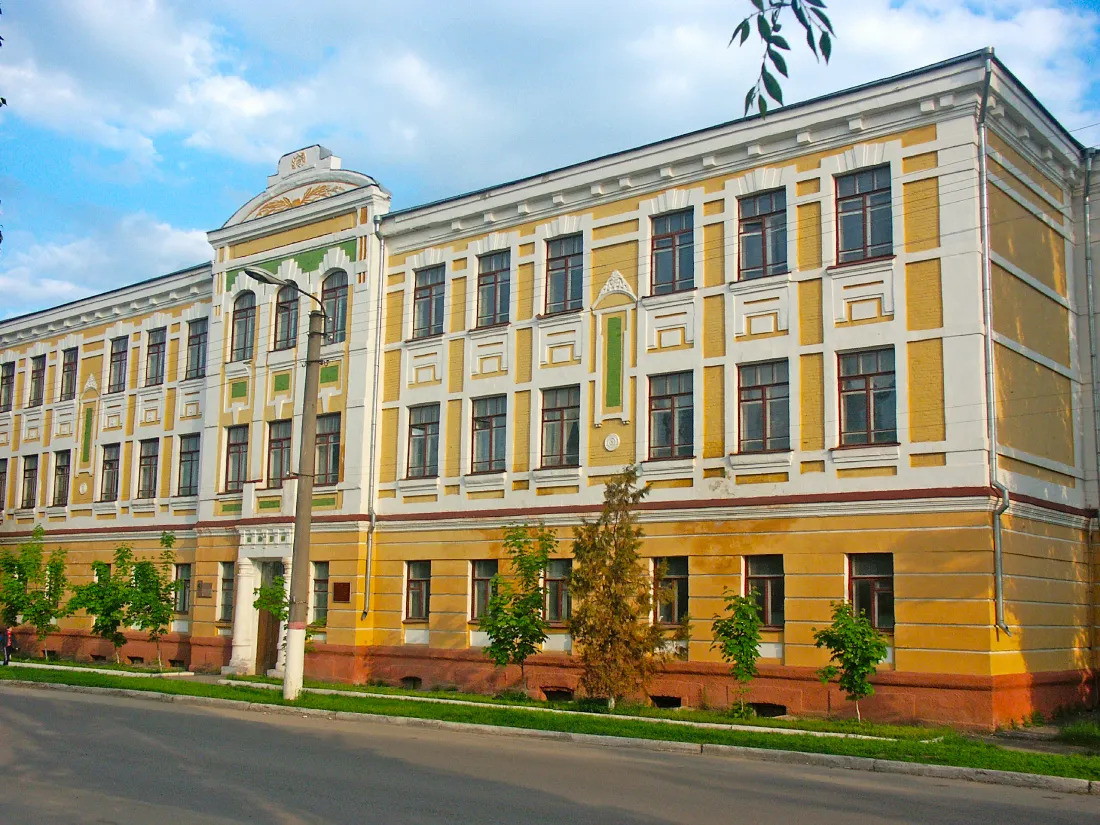 zdanie-muzhskoj-gimnazii