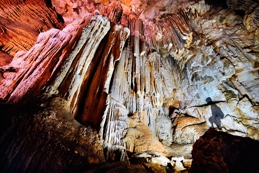 emine-bair-khosar-cave