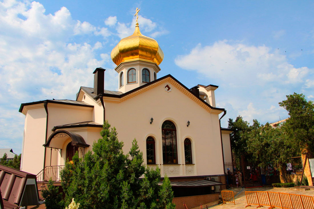 church-of-st-luke